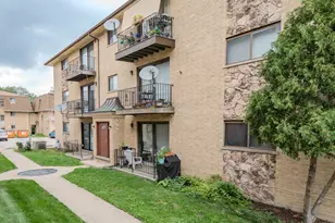 8504 W Catherine Ave, Chicago, IL 60656 - Photo 1