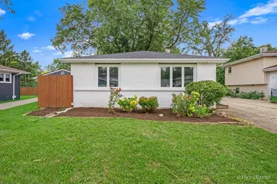 1N542 Goodrich Avenue, Glen Ellyn, IL 60137 - Photo 1