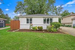 1N542 Goodrich Ave, Glen Ellyn, IL 60137 - Photo 1