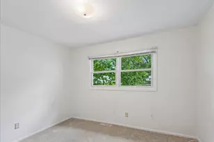 1631 Park St, McHenry, IL 60050 - Photo 9