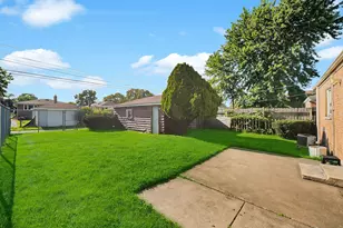 14328 Ellis Ave, Dolton, IL 60419 - Photo 17
