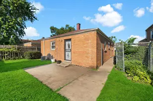 14328 Ellis Ave, Dolton, IL 60419 - Photo 19
