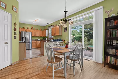 531 Springwood Avenue, East Dundee, IL 60118 - Photo 15