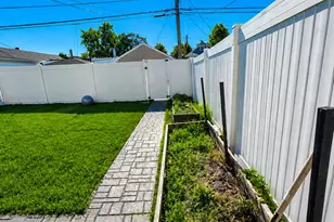 1318 S 61st Ave, Cicero, IL 60804 - Photo 37