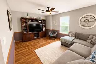 315 Red Sky Dr, Saint Charles, IL 60175 - Photo 13