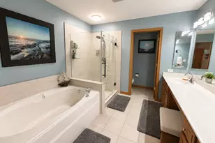 315 Red Sky Dr, Saint Charles, IL 60175 - Photo 17