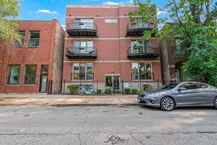2027 W Race Ave, Chicago, IL 60612 - Photo 1