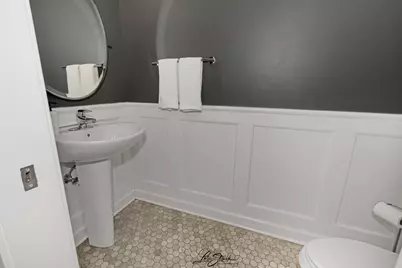 2027 W Race Avenue #1W, Chicago, IL 60612 - Photo 7