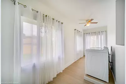 8100 S Cornell Avenue, Chicago, IL 60619 - Photo 11
