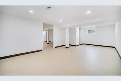 8100 S Cornell Avenue, Chicago, IL 60619 - Photo 23