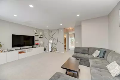 567 Declaration Lane, Aurora, IL 60502 - Photo 7