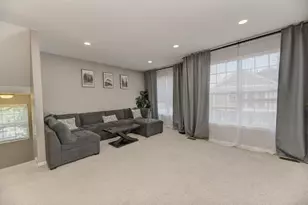 567 Declaration Ln, Aurora, IL 60502 - Photo 5