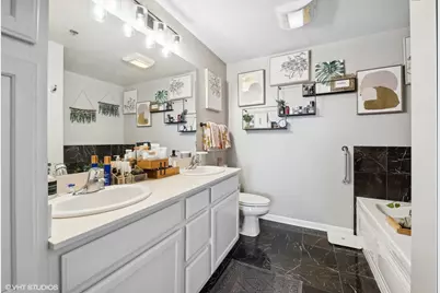 1134 W Granville Avenue #1017, Chicago, IL 60660 - Photo 7