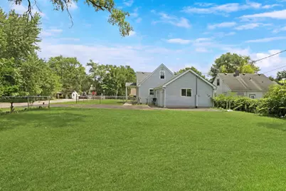 901 Flintwood Court, Round Lake Heights, IL 60073 - Photo 17