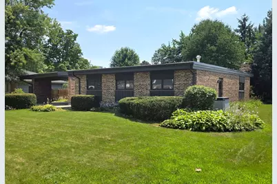 535 E Turner Avenue, Roselle, IL 60172 - Photo 1