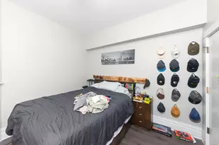 954 W Cuyler Ave, Chicago, IL 60613 - Photo 5