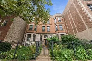 954 W Cuyler Ave, Chicago, IL 60613 - Photo 1