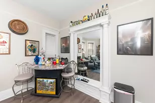954 W Cuyler Ave, Chicago, IL 60613 - Photo 3