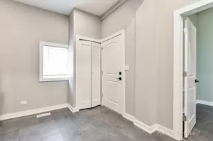 3501 W Le Moyne St, Chicago, IL 60651 - Photo 11
