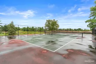 513 Creek Dr, Oswego, IL 60543 - Photo 25
