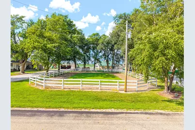 9101 Old Silo Road, Clifton, IL 61727 - Photo 81