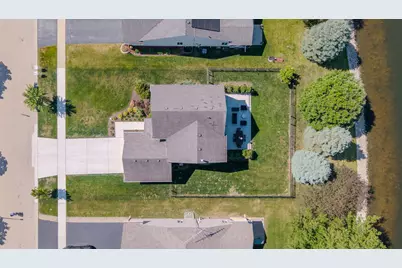3417 Mustang Road, Joliet, IL 60435 - Photo 27