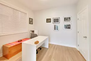 608 Hinman Ave, Evanston, IL 60202 - Photo 5