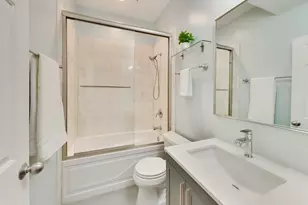 608 Hinman Ave, Evanston, IL 60202 - Photo 23