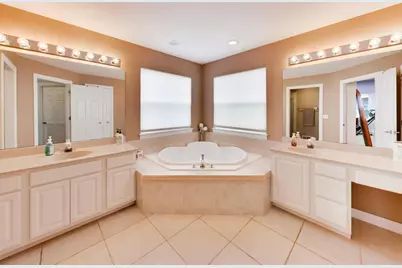 1904 Dakota Ridge, Johnsburg, IL 60051 - Photo 15