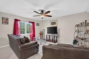 958 Premrose Ct, Romeoville, IL 60446 - Photo 15