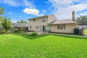 137 Mulford Dr, Elgin, IL 60120 - Photo 31
