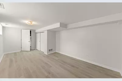 130 S Washington Street, Westmont, IL 60559 - Photo 15