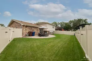 444 S Dorchester Ave, Glenwood, IL 60425 - Photo 41