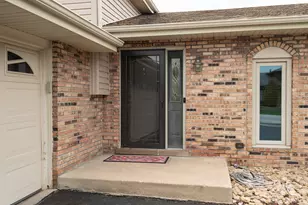 444 S Dorchester Ave, Glenwood, IL 60425 - Photo 35
