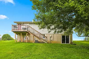 408 S 10th Ave, New Windsor, IL 61465 - Photo 23