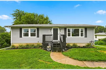 408 S 10th Avenue, New Windsor, IL 61465 - Photo 1