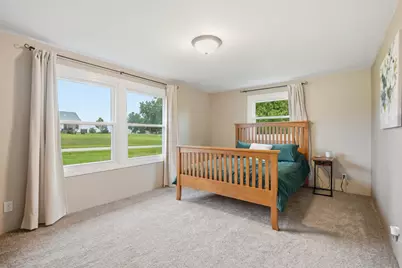 408 S 10th Avenue, New Windsor, IL 61465 - Photo 7
