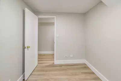 1938 W Melrose Street #1, Chicago, IL 60657 - Photo 15