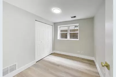 1938 W Melrose Street #1, Chicago, IL 60657 - Photo 11