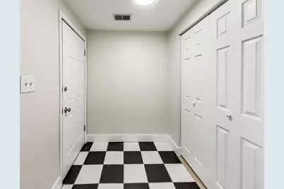 1938 W Melrose Street #1, Chicago, IL 60657 - Photo 3