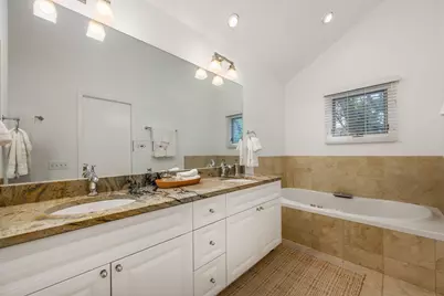1434 W Belden Avenue, Chicago, IL 60614 - Photo 17