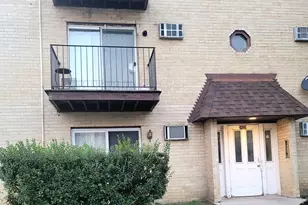 2420 Randall Ln, Arlington Heights, IL 60004 - Photo 1