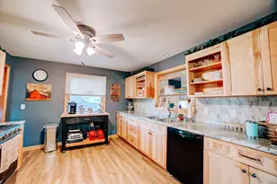 2214 N State Route 1, Watseka, IL 60970 - Photo 15