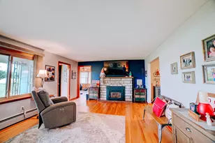 2214 N State Route 1, Watseka, IL 60970 - Photo 11
