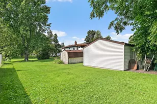809 Washington St, Woodstock, IL 60098 - Photo 27