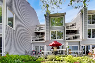 26443 N Ridge Court, Mundelein, IL 60060 - Photo 3
