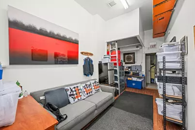 2822 N Milwaukee Avenue, Chicago, IL 60618 - Photo 5