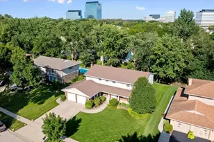 231 Southwick Ln, Schaumburg, IL 60173 - Photo 3