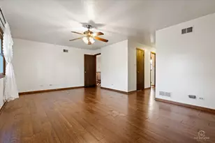 231 Southwick Ln, Schaumburg, IL 60173 - Photo 25
