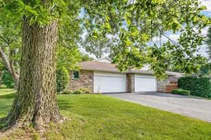 6616 Sandalwood Close, Rockford, IL 61108 - Photo 1